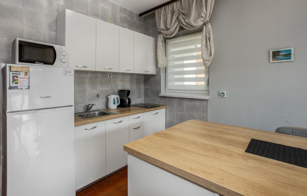 Apartments Drazen Цриквеница Экстерьер фото