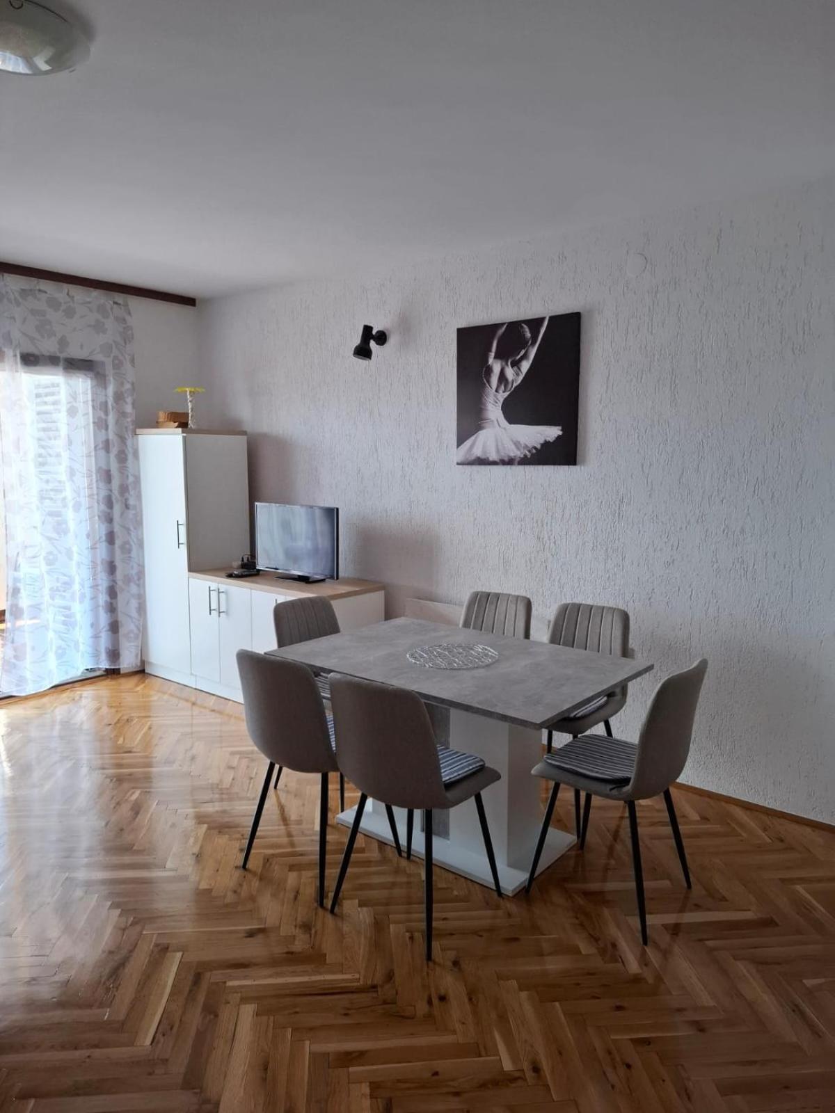 Apartments Drazen Цриквеница Экстерьер фото