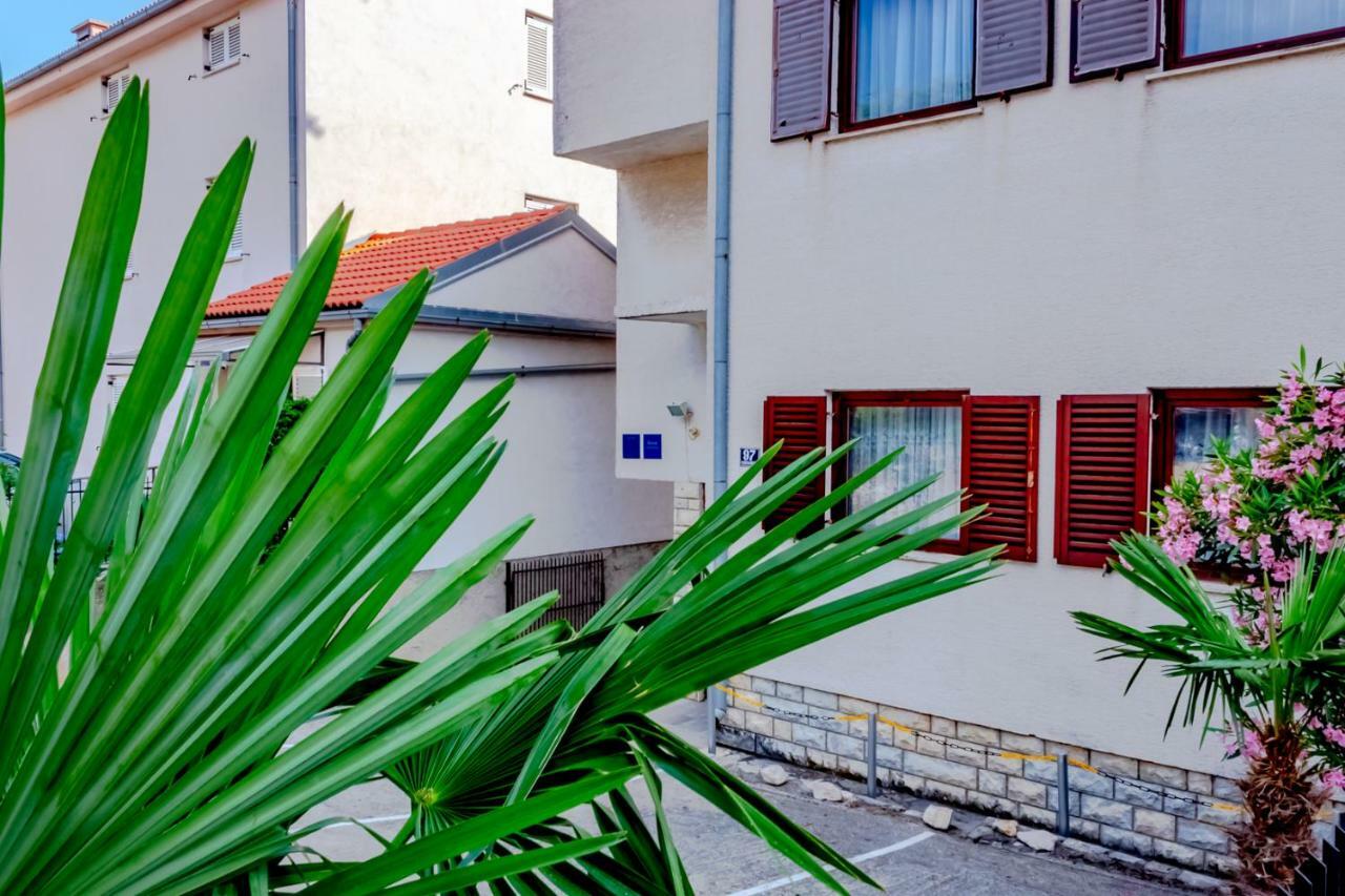 Apartments Drazen Цриквеница Экстерьер фото